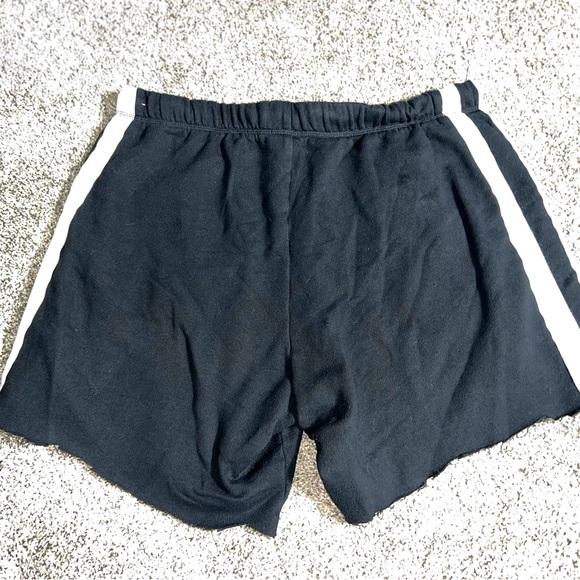 PINK shorts size large - Picture 3 of 3